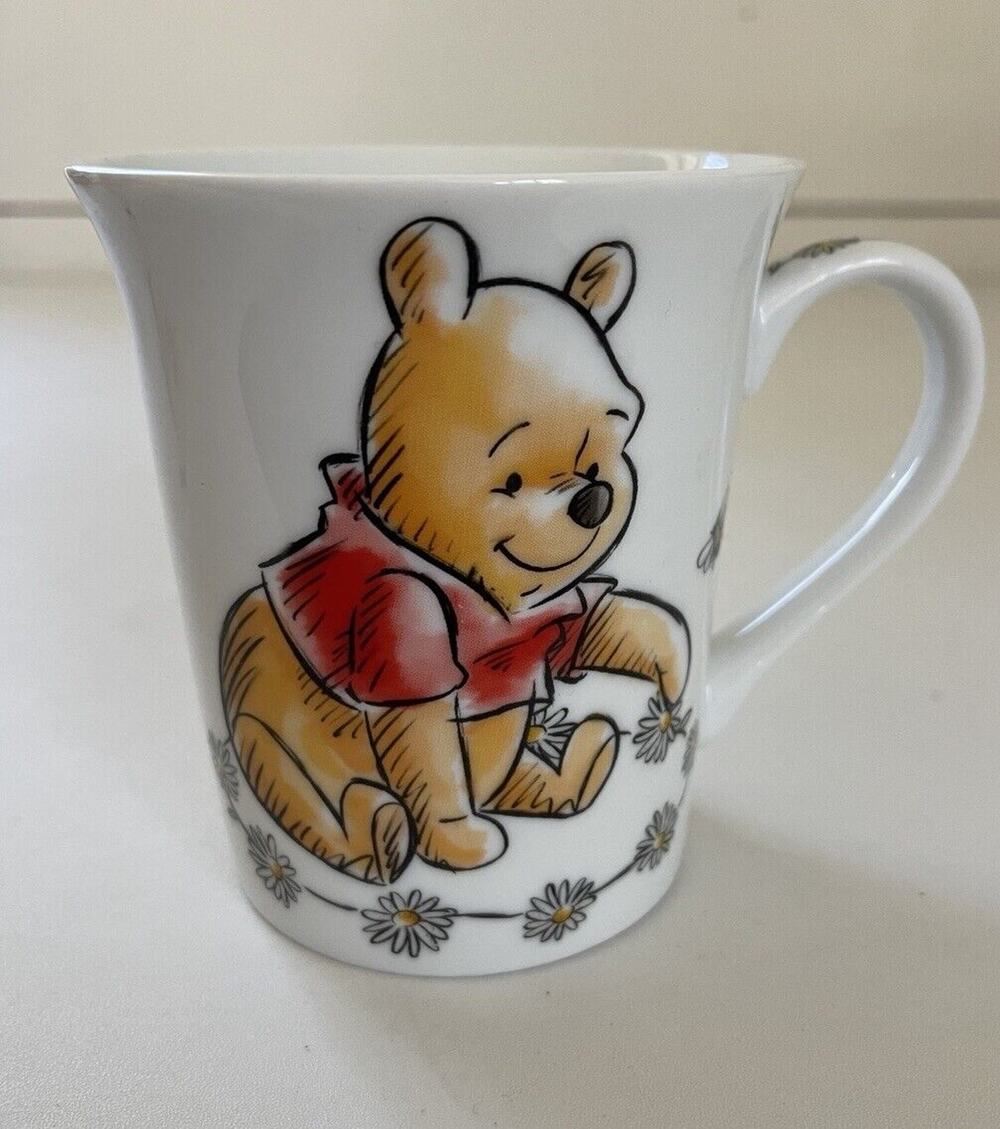 Disney Winnie The Pooh & Friends Daisy Chain Pattern White Coffee Mug